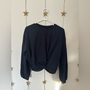 BRAND NEW (crossover sweater)